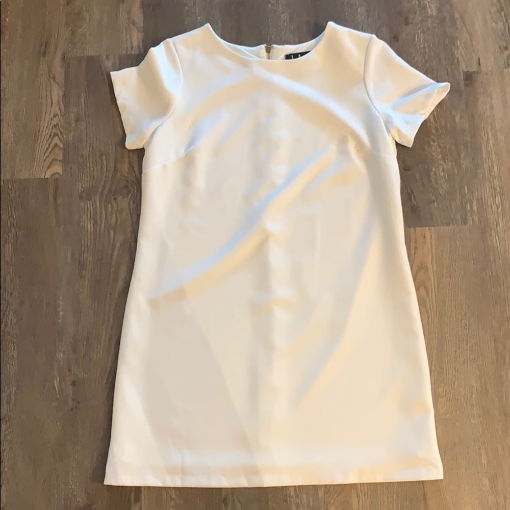 LULU’S 🤍 white mini dress